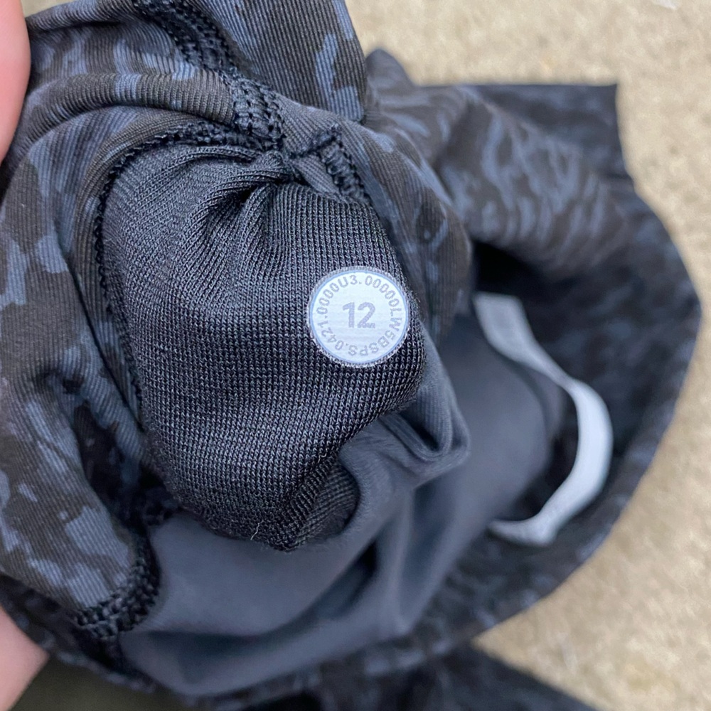 Lululemon Wunder Under High-Rise Tight 25" *Full-On Luxtreme Leopard Deep Coal - Picture 5 of 6